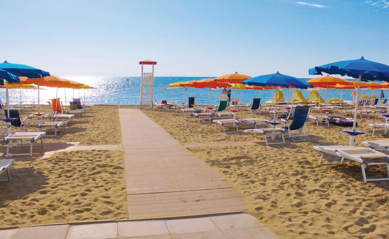 Appartamenti Lucerna Lignano Sabbiadoro Buitenkant foto