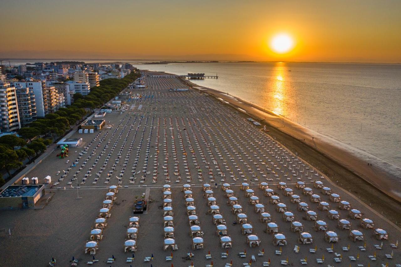 Appartamenti Lucerna Lignano Sabbiadoro Buitenkant foto